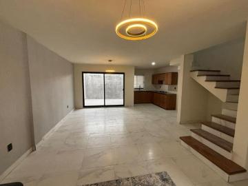 Departamento de 2 niveles en Col. Benito Juárez, Tampico