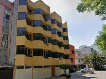 Departamento de 98 m2 con 3 recámaras en venta en Paseos de Taxqueña, sobre Rio Churubusco