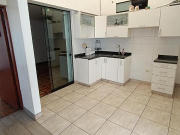 Departamento duplex de 3 dormitorios y cuarto de servicio