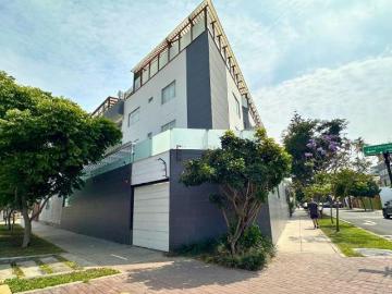 Departamento Dúplex en Venta – Zona Corpac, San Isidro/San Borja