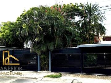 Departamento en Col. Petrolera