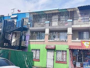 Departamento en Conjunto Urbano Real Verona, Tecamac, Edomex