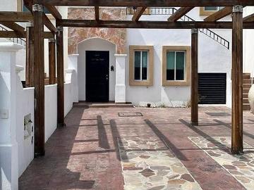 Departamento Amueblado de 2 Recámaras en Renta en Terranova, Cabo San Lucas
