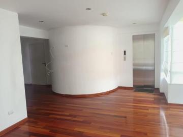 Departamento en Calle Contra Almirante Villar