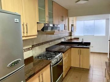 Departamento en alquiler amoblado balcn cocheras