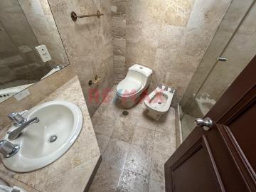 Departamento en alquiler en La Molina a S/3,300 al mes