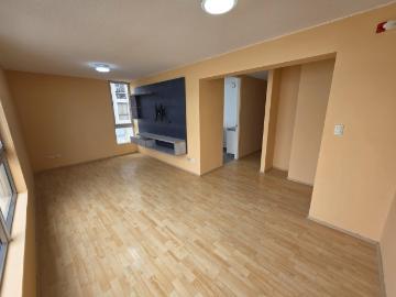 Departamento en alquiler en La Perla a S/2,000 al mes