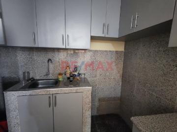 Departamento en alquiler en San Juan De Miraflores a S/900 al mes