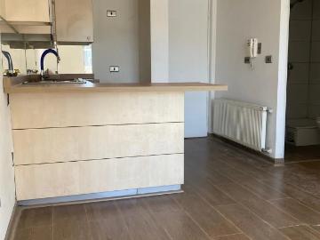 Departamento en arriendo de 2 dorm. carrera / toesca