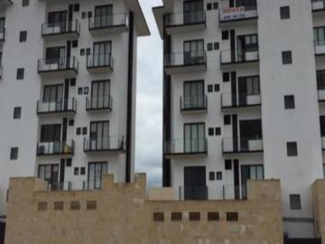 Departamento en Av. Jurica San Juan # 1050, Fracc. Altavista, Juriquilla, Qro