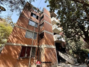 Departamento en Ferrocarrilera