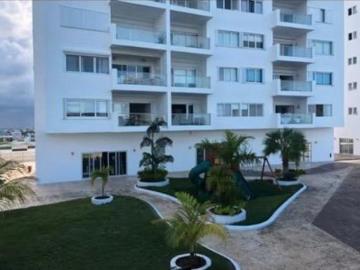 Departamento en Malecón Américas de 2 recamaras alberca y seguridad en Cancun