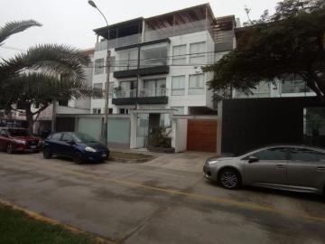 Departamento en San Borja, 1er Piso frente a Parque