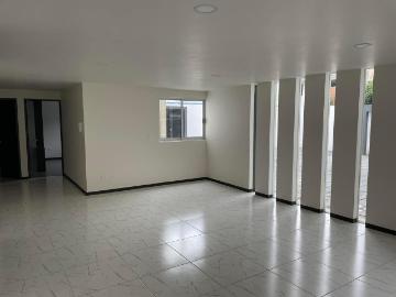 Departamento en pb La Carca?a
