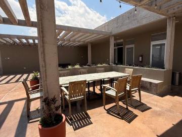 Departamento en Pedregal con vista panorámica, edificio con terraza tipo loft