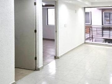 Departamento en pimer piso en Agrícola Pantitlan
