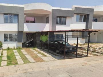 DEPARTAMENTO EN PLANTA BAJA EN LOMAS DEL MAYORAL, San Jose Itzicuaro