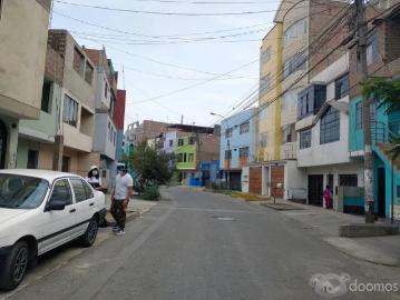 Departamento en Primer Piso con Cochera y Jardín Santa Anita