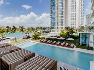 Departamento en Puerto Cancún