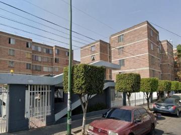 Departamento en remate bancario/ Santa Úrsula Coapa/ Coyoacán / Cdmx. Gran Oportunidad
