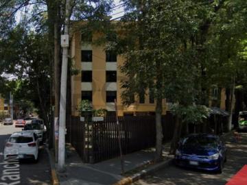 DEPARTAMENTO EN REMATE FRENTE AL TOWN CENTER EL ROSARIO