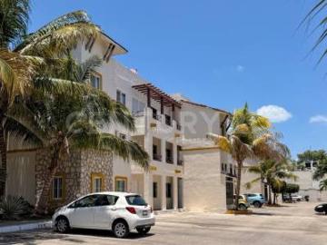 Departamento en Renta amueblado en Real Ibiza Playa del Carmen
