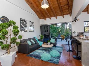 DEPARTAMENTO EN RENTA EN AVÁNDARO VALLE DE BRAVO