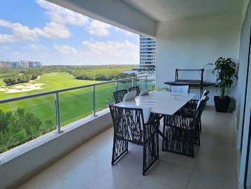 departamento en renta en isola cancún vista al campo de golf y amenidades