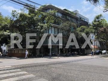 Departamento en renta en la colonia Hipódromo Condesa, Roof Garden Privado y 3 lugares de estacionamiento