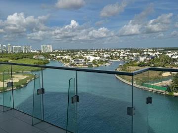 Departamento en renta Puerto Cancún, Cancún