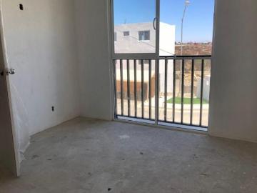Departamento en residencial esmeralda, segundo acceso a playas de tijuana