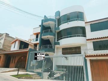 DEPARTAMENTO EN URB. LA CAPILLA ALT 26 ALAMEDA DEL CORREGIDOR LA MOLINA EN VENTA