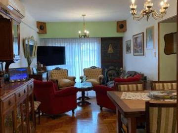 Departamento en venta 3 Dormitorios 2 Baños Cochera 130Mts2 Parque Patricios