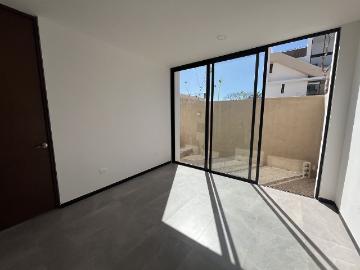 Departamento en Venta de 1 Habitación en Temozón Norte