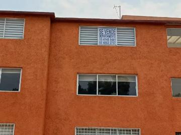 Departamento en venta en Atizapán de Zaragoza, 3 recamaras y dos baños completos