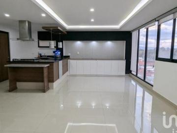 Departamento en Venta en Bella Vista con Vistas Panorámicas al Parque Ecológico y Volcanes
