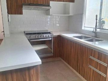 Departamento en Venta en Héroes de Padierna en Calle Cerrada y Edificio de Solo 4 Departamentos