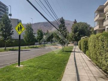 Departamento en Venta en Huechuraba 4 dormitorios 2 banos de 100 m