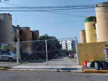 Departamento en venta en Lomas de Coacalco 2a. Sección Bosques, Coacalco de Berriozábal, México