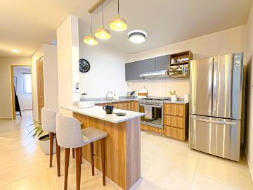 Departamento en venta en Lomas de Angelopolis III, con alberca