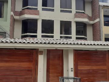 Departamento en venta en La Molina a $165,000