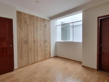 Departamento En Venta En La Urb Los Sauces 2Do Piso. T.ENEQUE