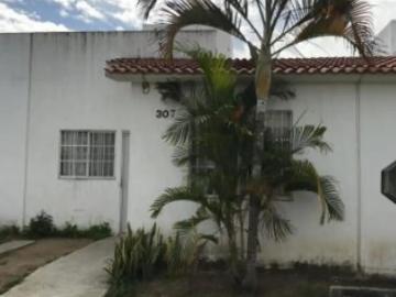 Casa en venta en La Villita, Tecamachalco, Puebla