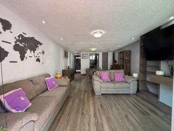 Departamento en venta en Santa Cruz Atoyac Terraza privada, 3 cajones de estacionamiento independientes y bodega