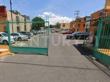 Departamento en Venta en Santiago Zapotitlanm Tlahuac, CDMX
