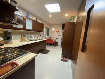 Departamento en Venta en P.B. Del Valle Sur