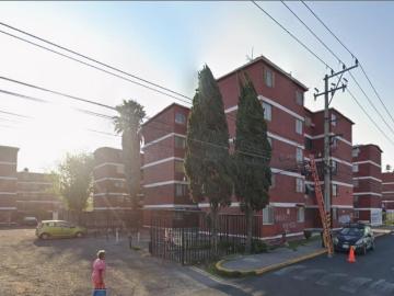 Departamento en venta en Potrero la Laguna 1a Sección, Coacalco de Berriozábal, México