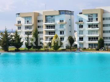 Departamento en venta en Residencial Foresta, Metepec con vista a la laguna