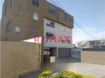 Departamento En Venta En Urbanización Casuarinas Sur En El Distrito De Surco