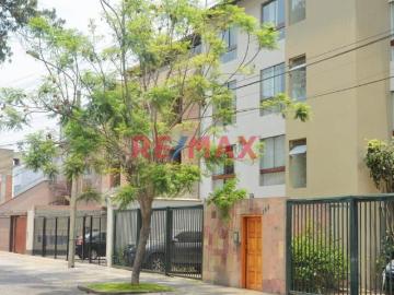 Departamento En Venta En Valle Hermoso En El Distrito De Santiago De Surco